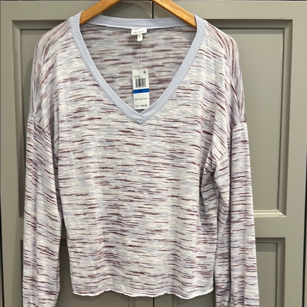 Stylish V-Neck Striped Top in Lavender and White